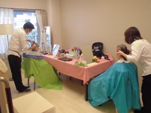 200414_　訪問理美容（チャーム明石大久保駅前）